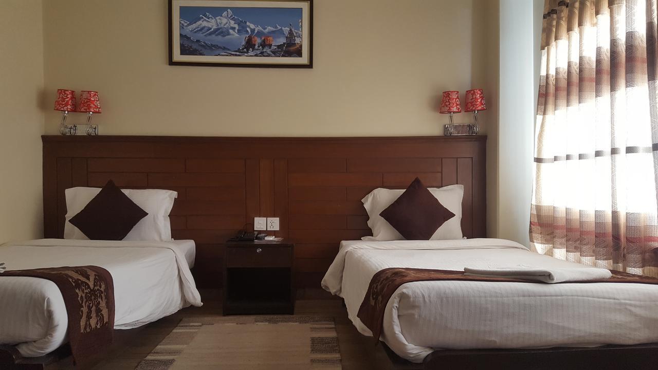 Hotel The Coast Pokhara Exterior photo
